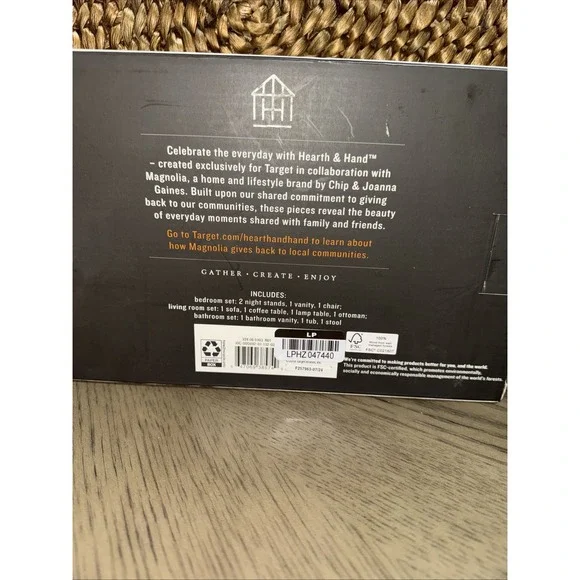 Brand New Hearth Hand Magnolia Toy Dollhouse Furniture 11-Pieces Wooden Set Bath - Picture 4 of 5